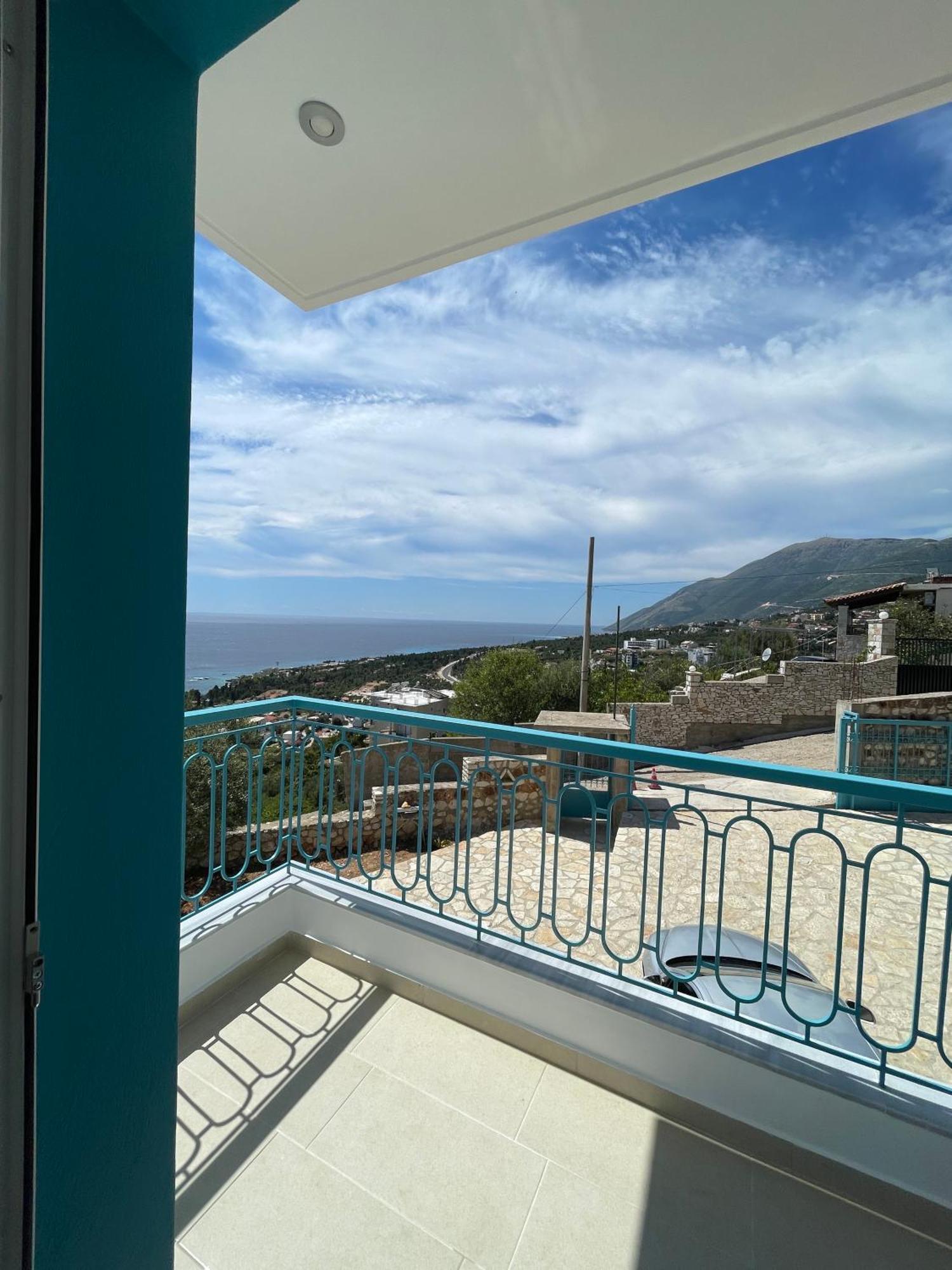 Endless Blue Apartments Dhërmi Kültér fotó