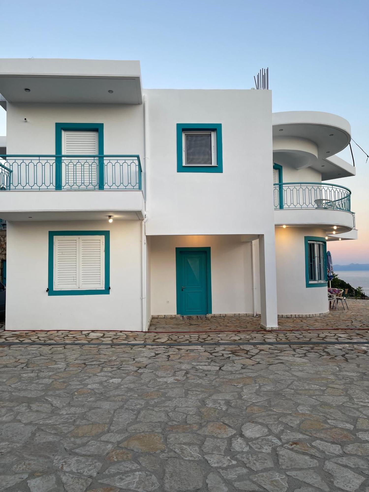 Endless Blue Apartments Dhërmi Kültér fotó
