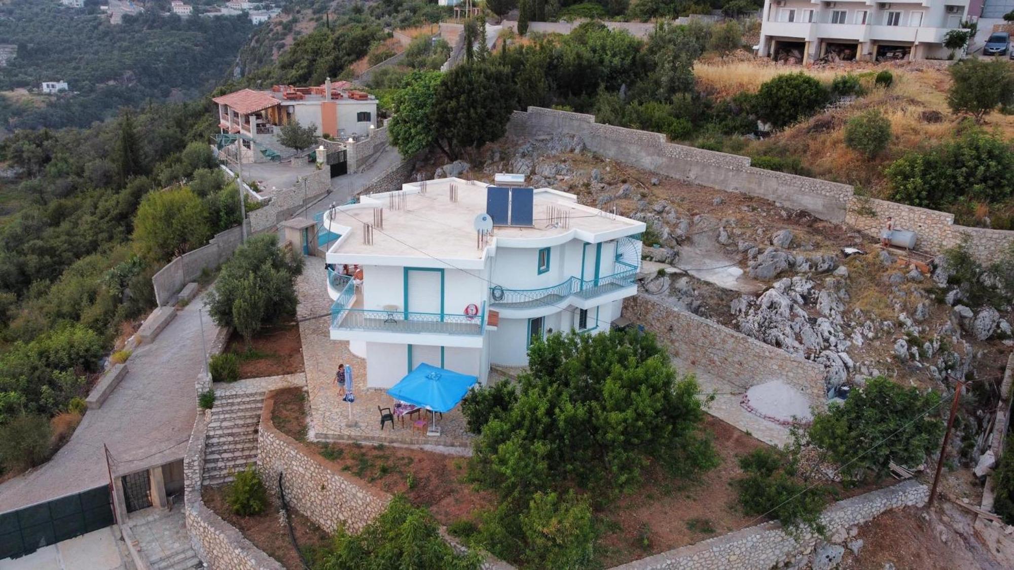 Endless Blue Apartments Dhërmi Kültér fotó